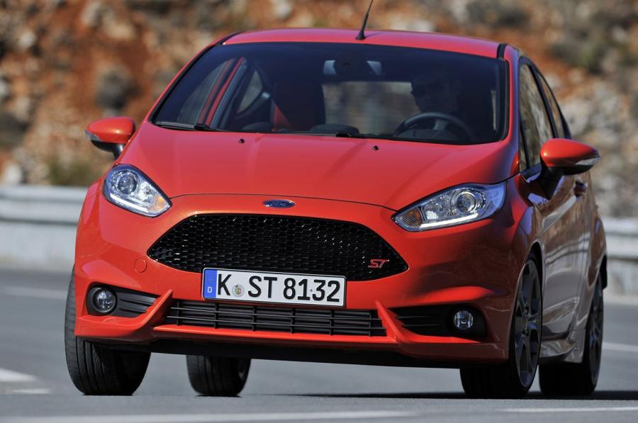  Ford Fiesta ST 2014 года  (фото 14 из 66)